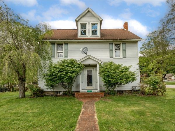 416 Jackson Street, Jamestown, PA 16134