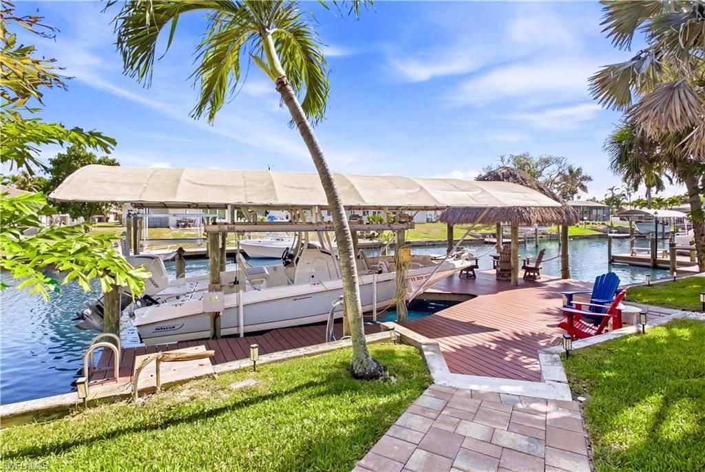 1440 Vendome Ct, Cape Coral, FL 33904 Photo
