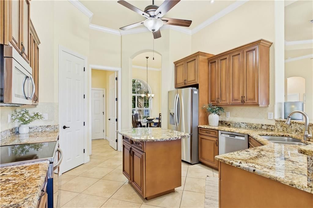 1440 Vendome Ct, Cape Coral, FL 33904 Photo