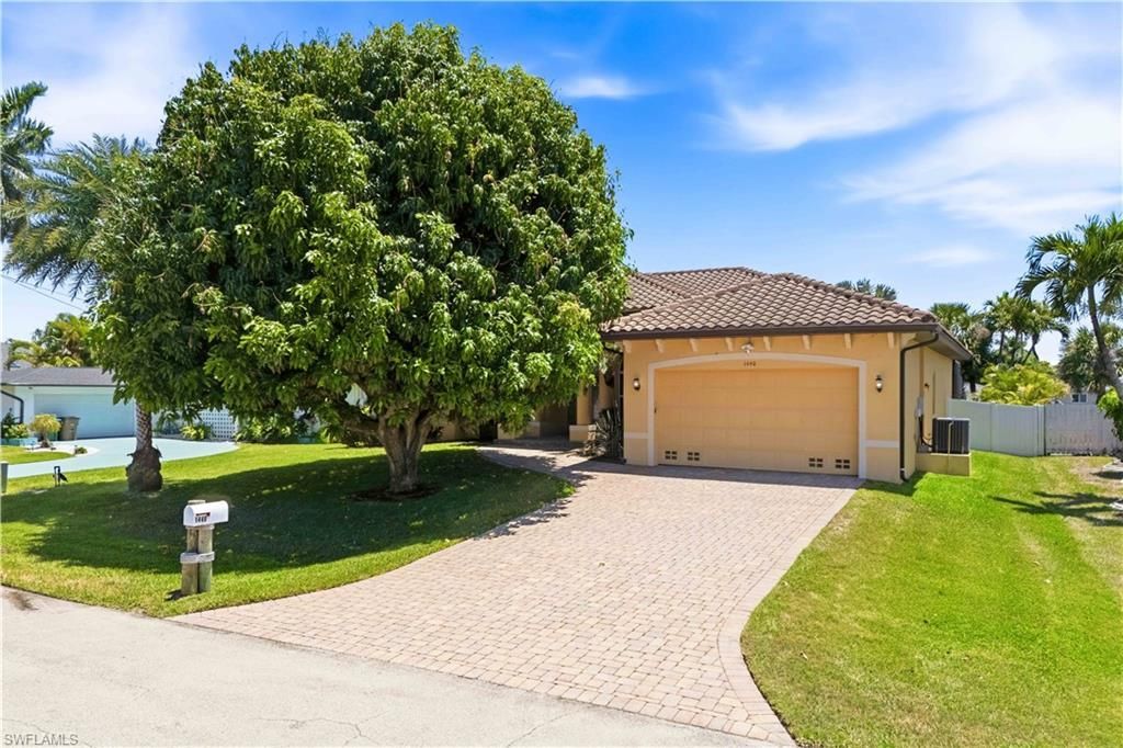 1440 Vendome Ct, Cape Coral, FL 33904 Photo