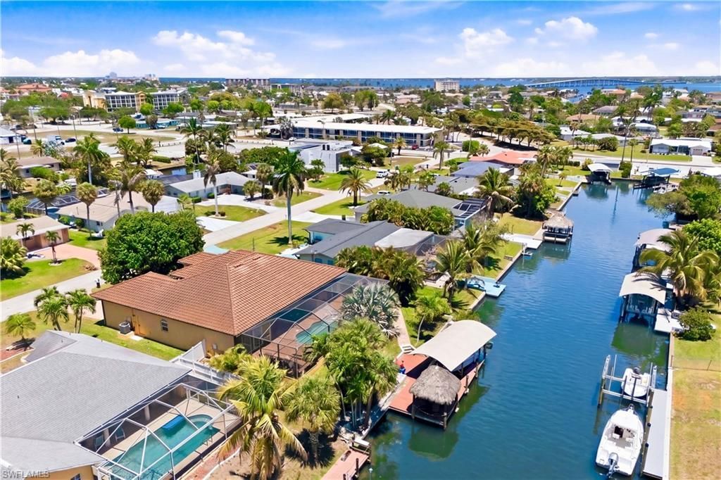 1440 Vendome Ct, Cape Coral, FL 33904 Photo
