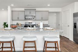 1069 Grand Oaks Drive  photo 4