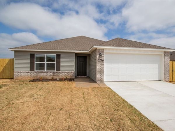 2720 Gorman Street , Pea Ridge, AR 72751