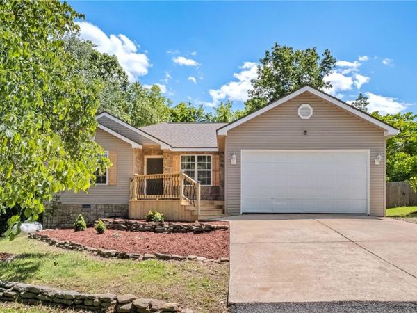 4 Kirkoswald Lane , Bella Vista, AR 72715