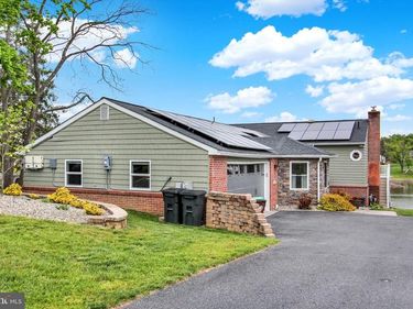 407 HERITAGE DRIVE, GETTYSBURG, PA 17325