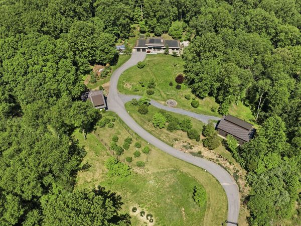 3924 THOMPSON BRIDGE ROAD, WILMINGTON, DE 19803