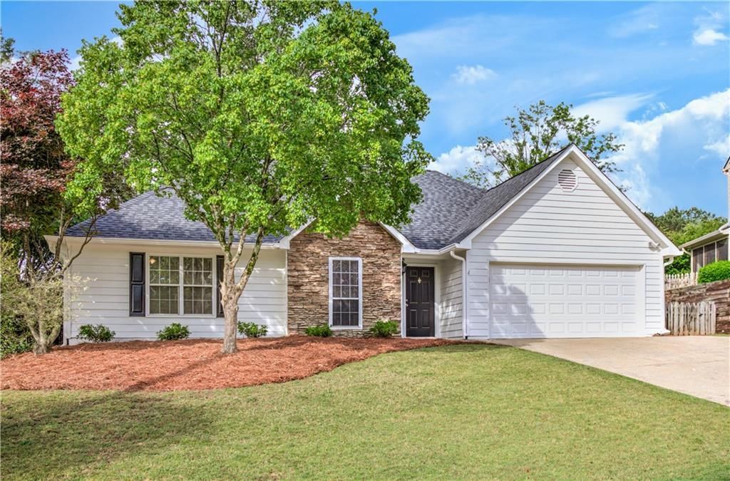 111 Columbia Place, Woodstock, GA 30189 Main Photo