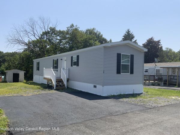 1154 Us-9 , Unit 39, Hudson, NY 12534