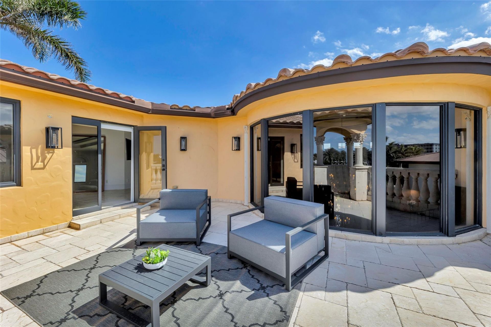 1011 Rhodes Villa Avenue, Delray Beach, FL 33483 Photo