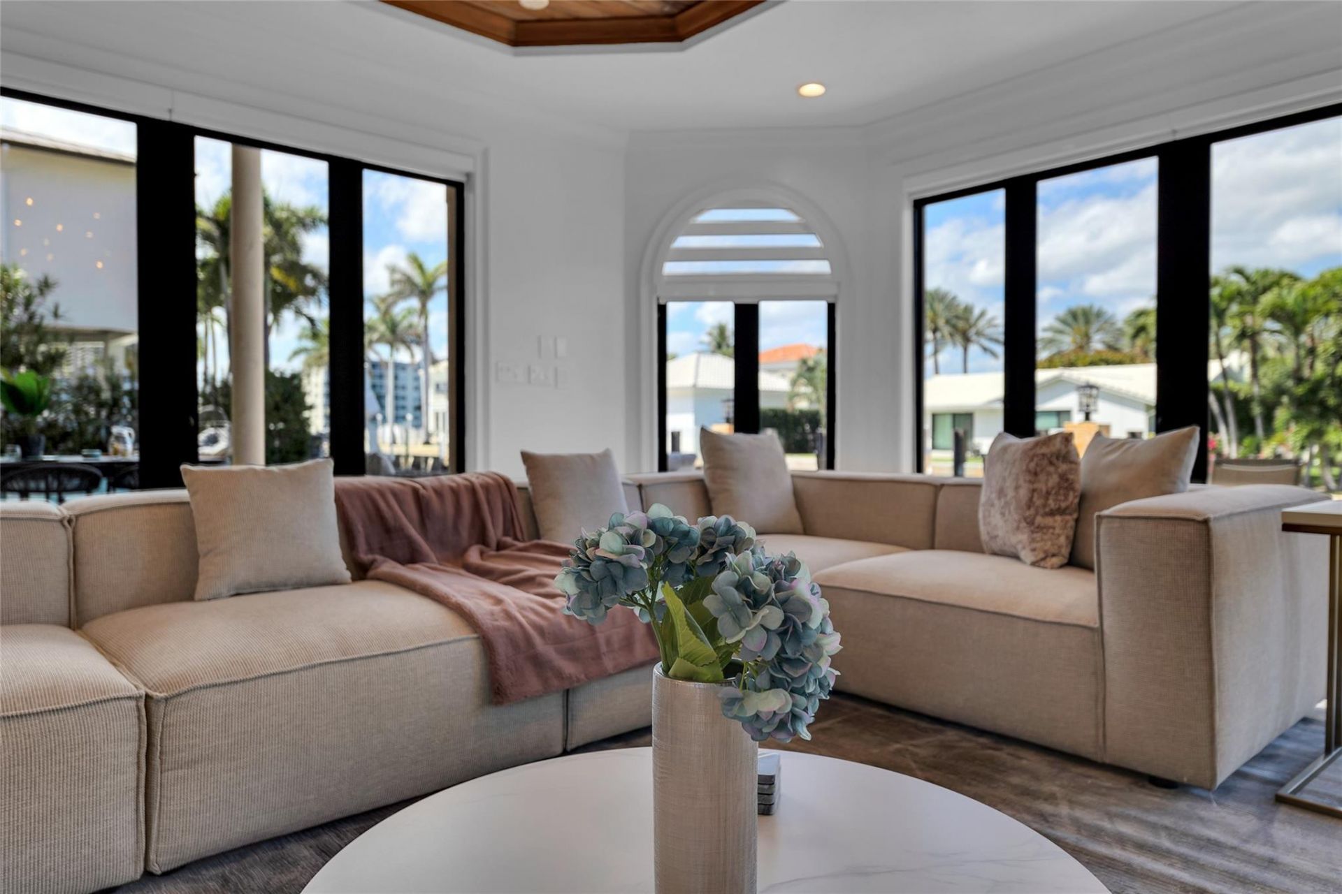 1011 Rhodes Villa Avenue, Delray Beach, FL 33483 Photo