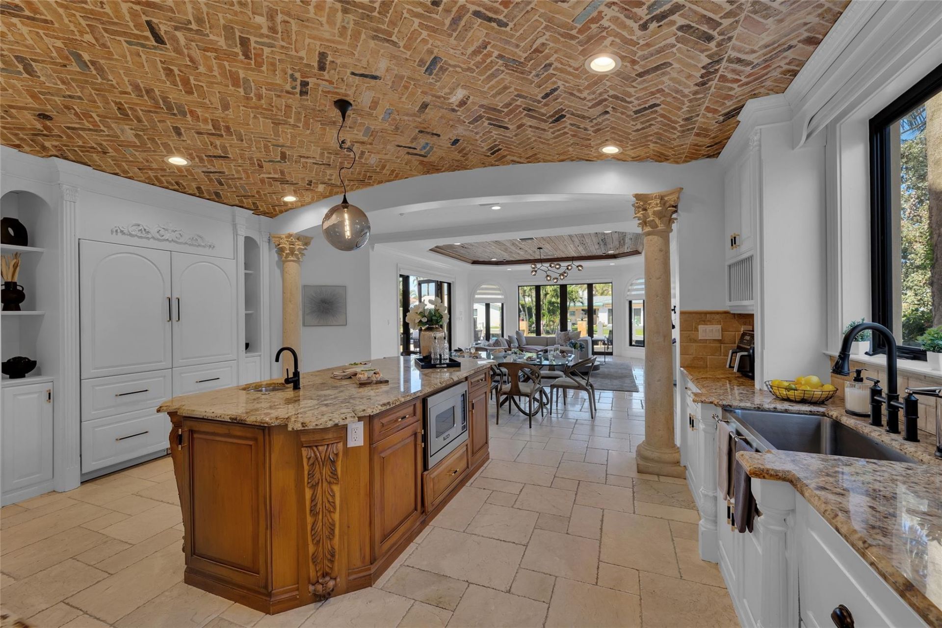 1011 Rhodes Villa Avenue, Delray Beach, FL 33483 Photo
