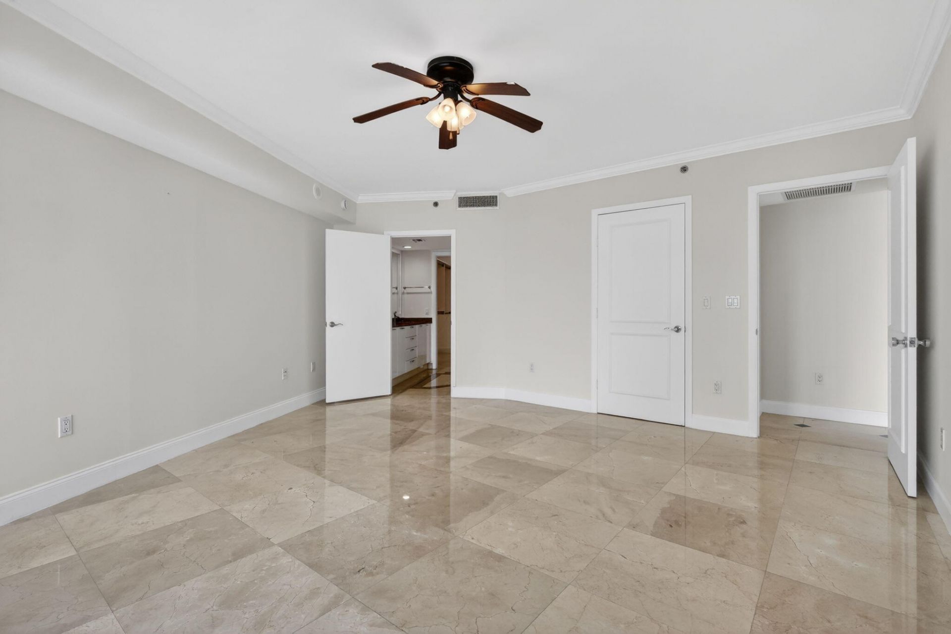18911 Collins Avenue, Unit 2303, Sunny Isles Beach, FL 33160 Photo