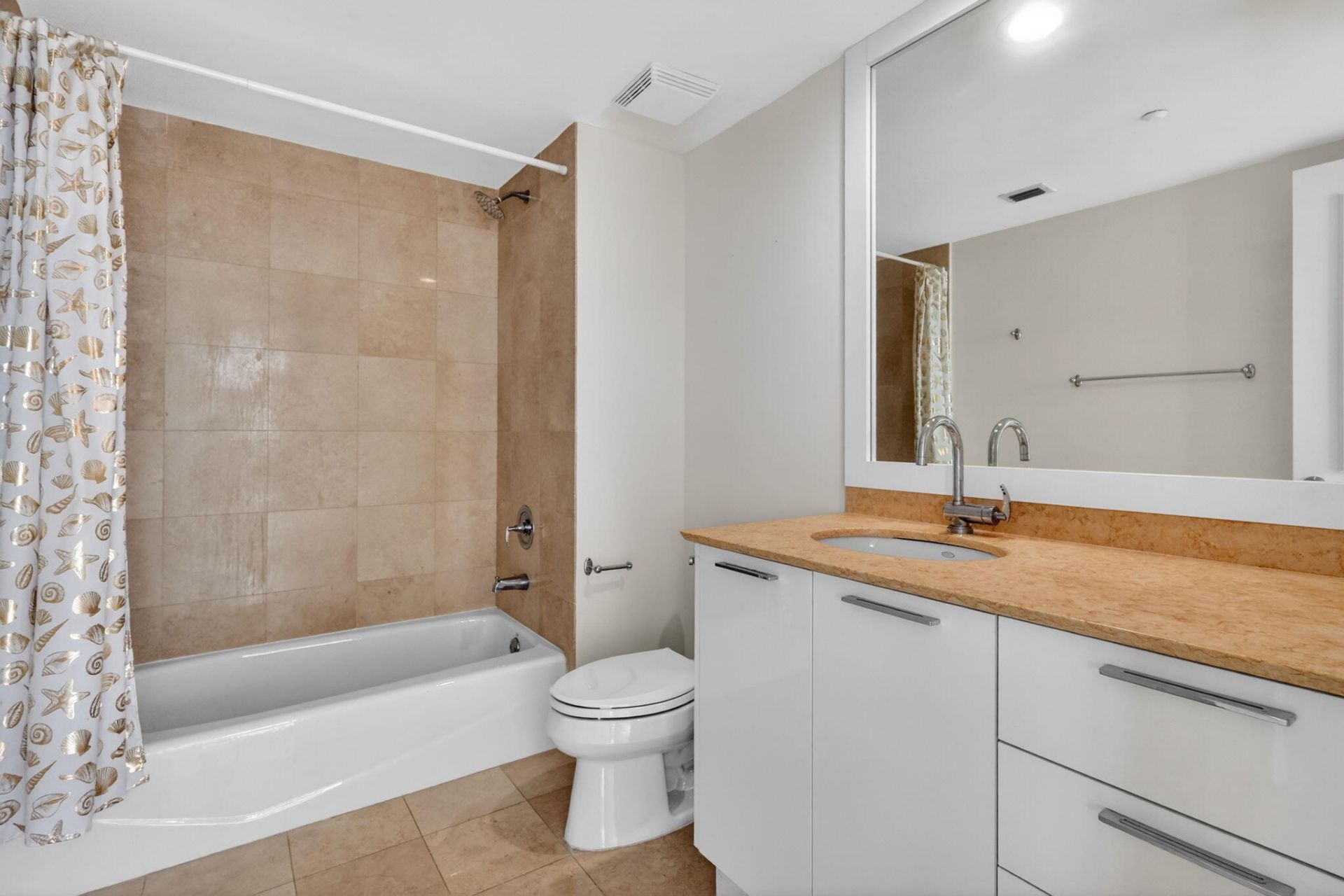 18911 Collins Avenue, Unit 2303, Sunny Isles Beach, FL 33160 Photo