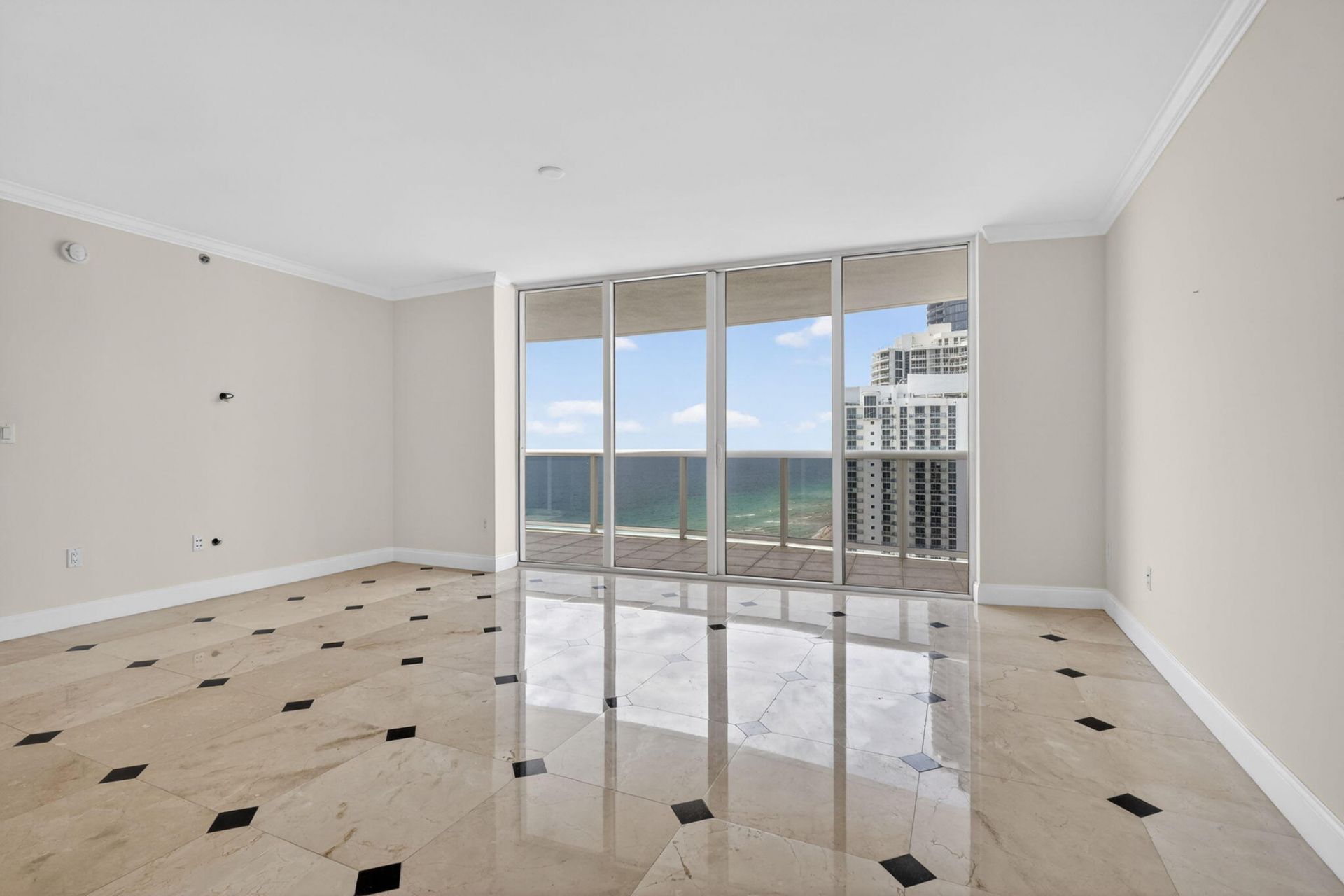 18911 Collins Avenue, Unit 2303, Sunny Isles Beach, FL 33160 Photo