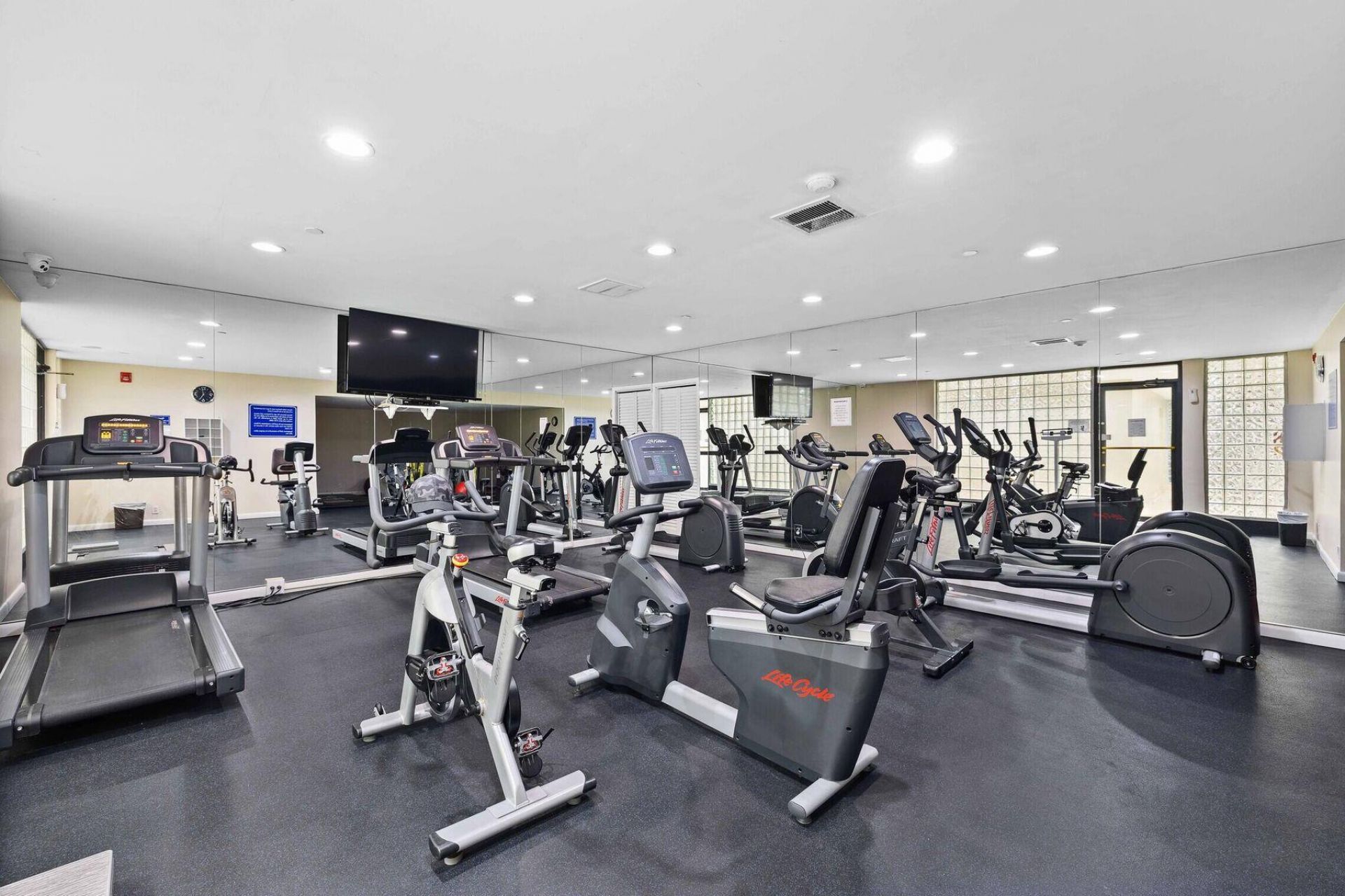 4000 N Ocean Drive, Unit 403, Singer Island, FL 33404 Photo