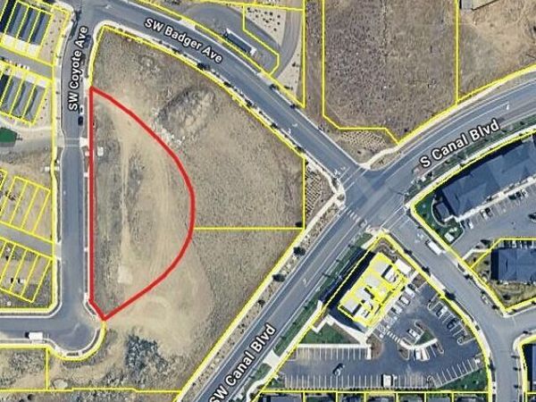 SW Coyote Avenue, Unit 1000, Redmond, OR 97756
