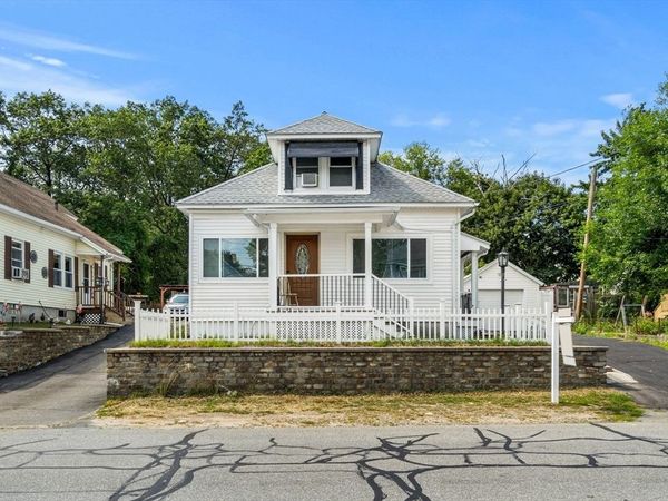 150 E Meadow, Lowell, MA 01854