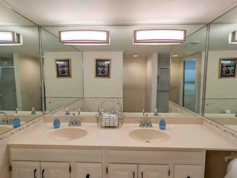 4475 Marin, Unit D, Port Clinton, OH 43452 Photo 14