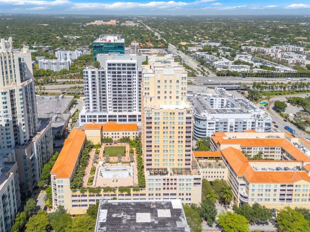 7350 SW 89th St , Unit 2202S, Miami, FL 33156 Photo