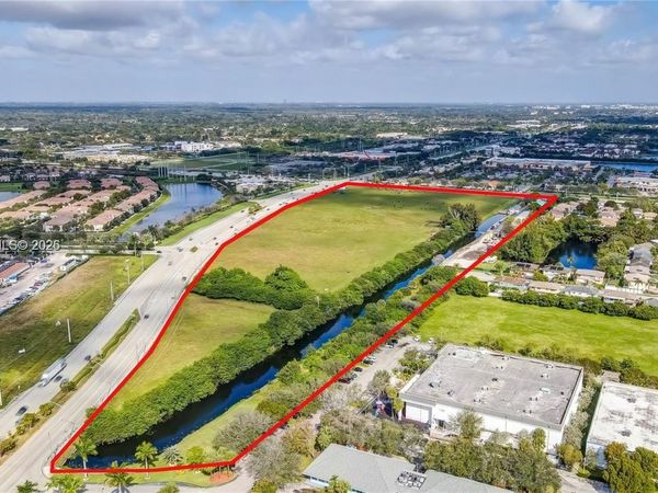 8020 Stirling Rd , Davie, FL 33024
