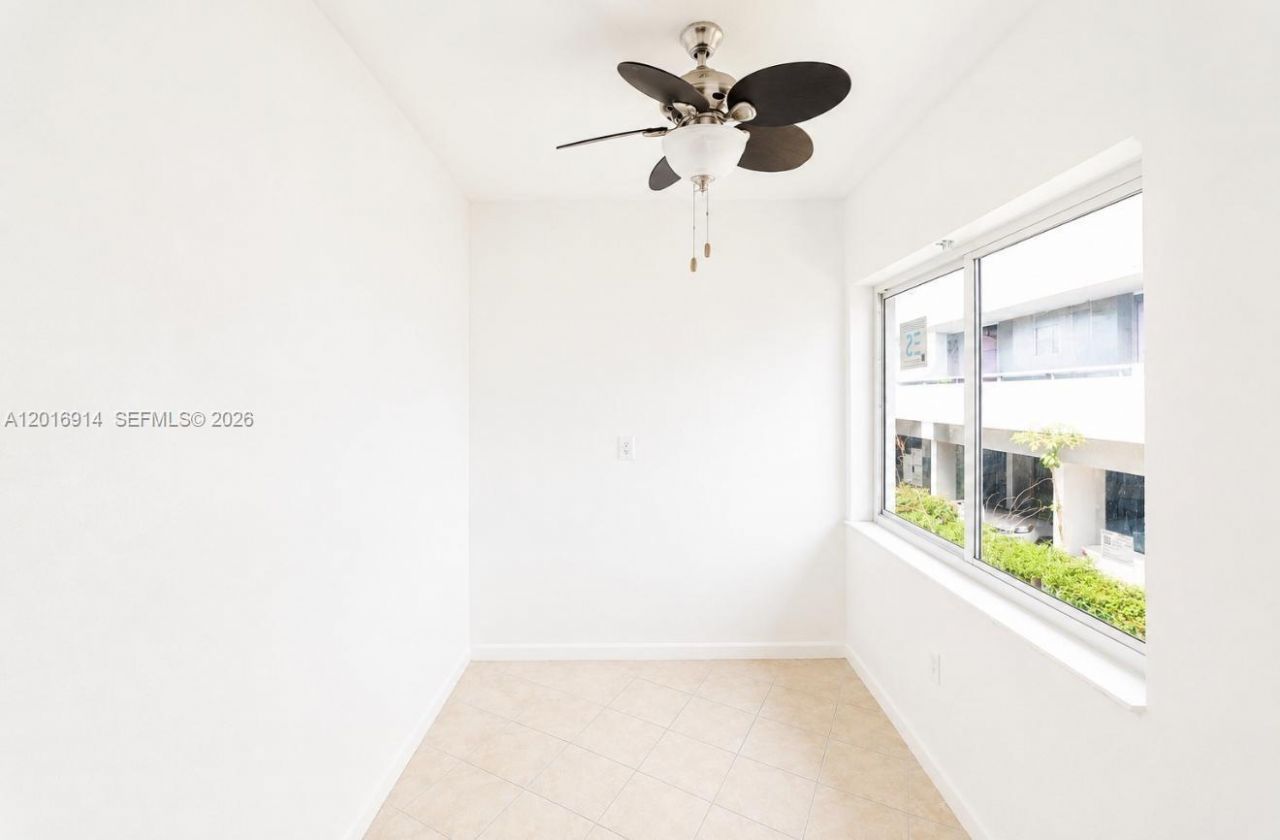 7271 Gary Ave, Unit 25, Miami Beach, FL 33141 Photo