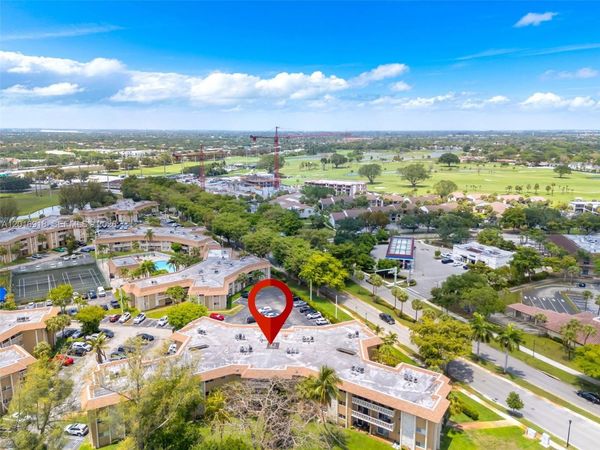 7400 Miami Lakes Dr , Unit D205, Miami Lakes, FL 33014