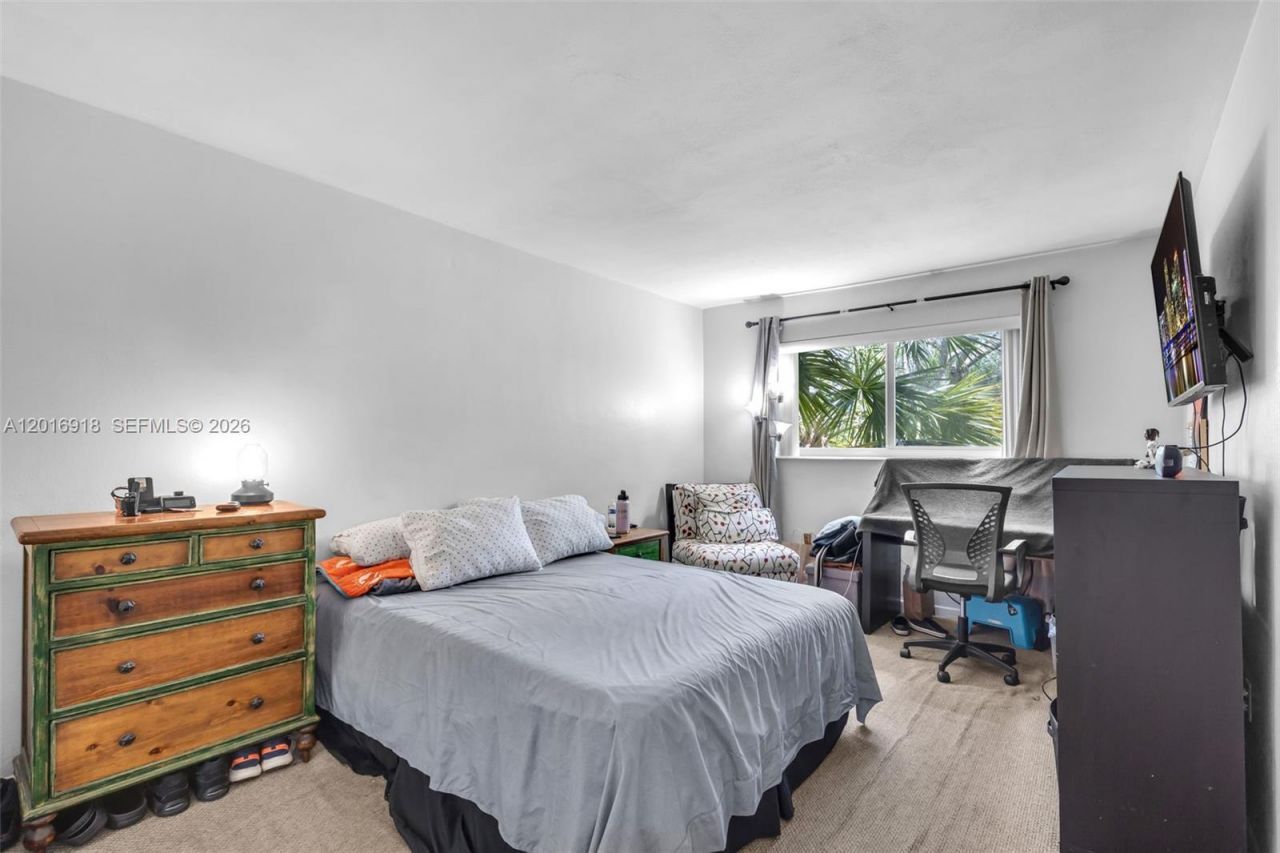 7400 Miami Lakes Dr, Unit D205, Miami Lakes, FL 33014 Photo