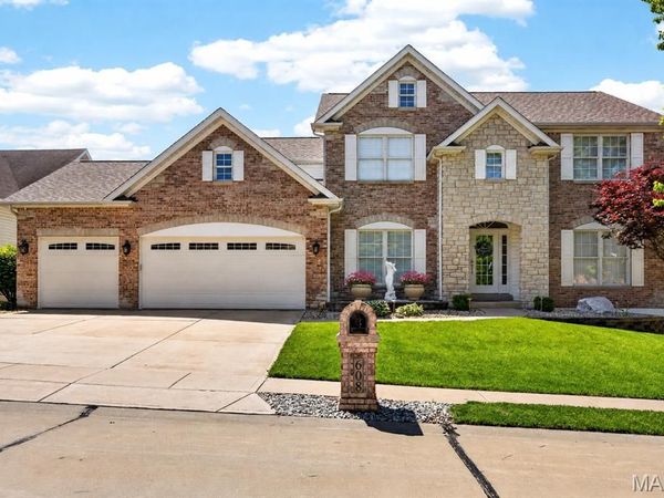 608 Sterling Terrace Drive, St Charles, MO 63301