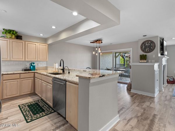 4724 S ARROW POINT DR , Unit #106, Harrison, ID 83833