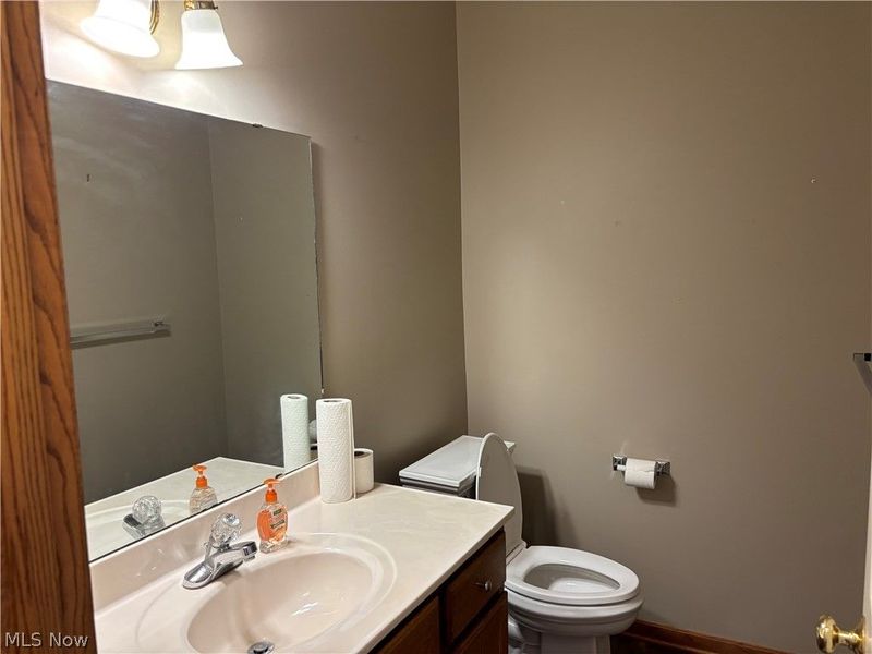 1136 Pine Bluff Drive NE, New Philadelphia, OH 44663 Photo 20