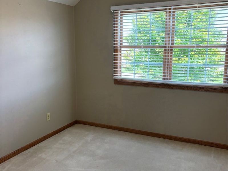 1136 Pine Bluff Drive NE, New Philadelphia, OH 44663 Photo 25