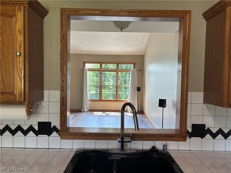 1136 Pine Bluff Drive NE, New Philadelphia, OH 44663 Photo 8