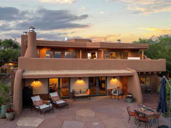 15 Cielo Cumbre Road , Santa Fe, NM 87505