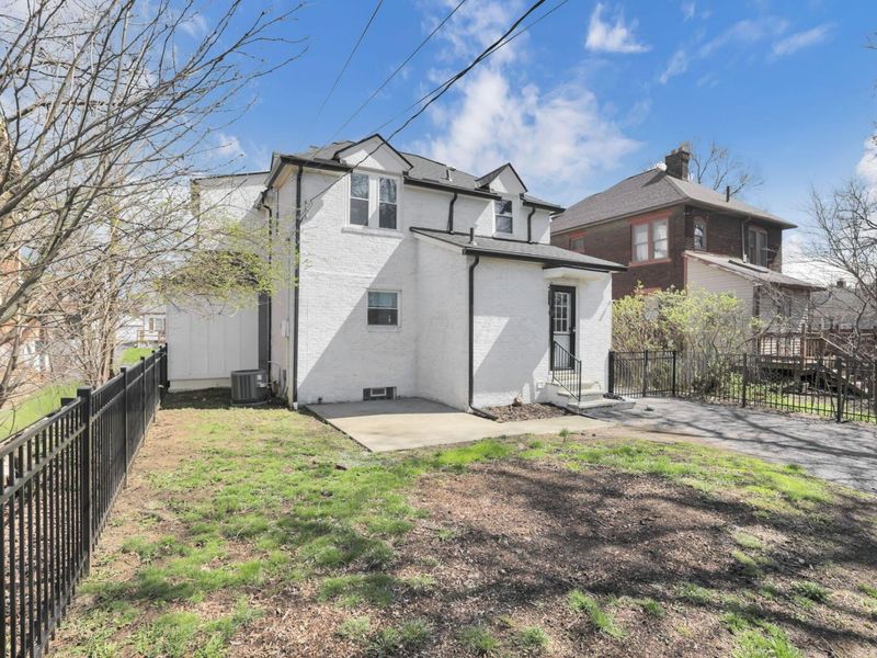1343 Linwood Avenue, Columbus, OH 43206 Photo 47