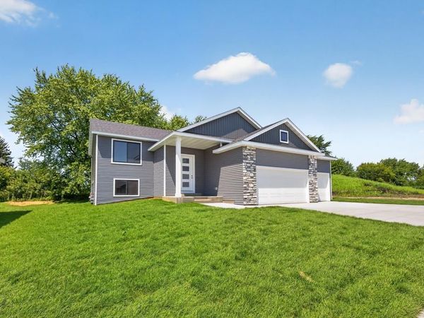 1150 Petersen Court NW, Stewartville, MN 55976