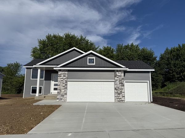 1150 Petersen Court NW, Stewartville, MN 55976
