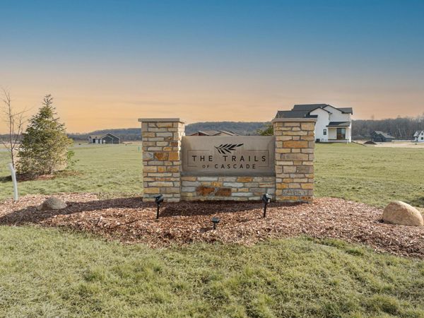 1401 Skyview Circle NW, Rochester, MN 55901