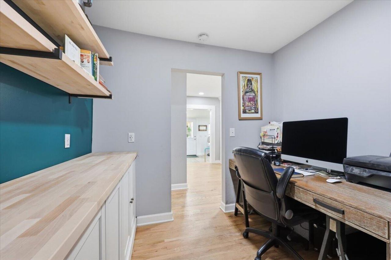 400 Forest Circle Photo 16