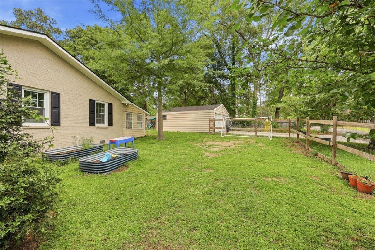 400 Forest Circle Photo 28