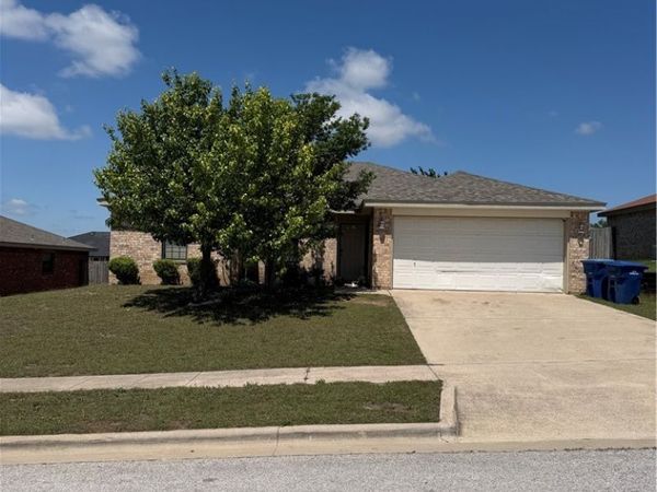 1316 Marlee Circle , Copperas Cove, TX 76522