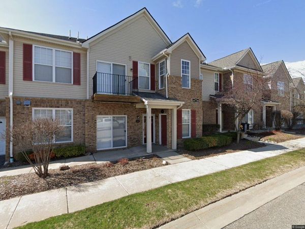 10122 Ridge Run Street, Howell, MI 48855