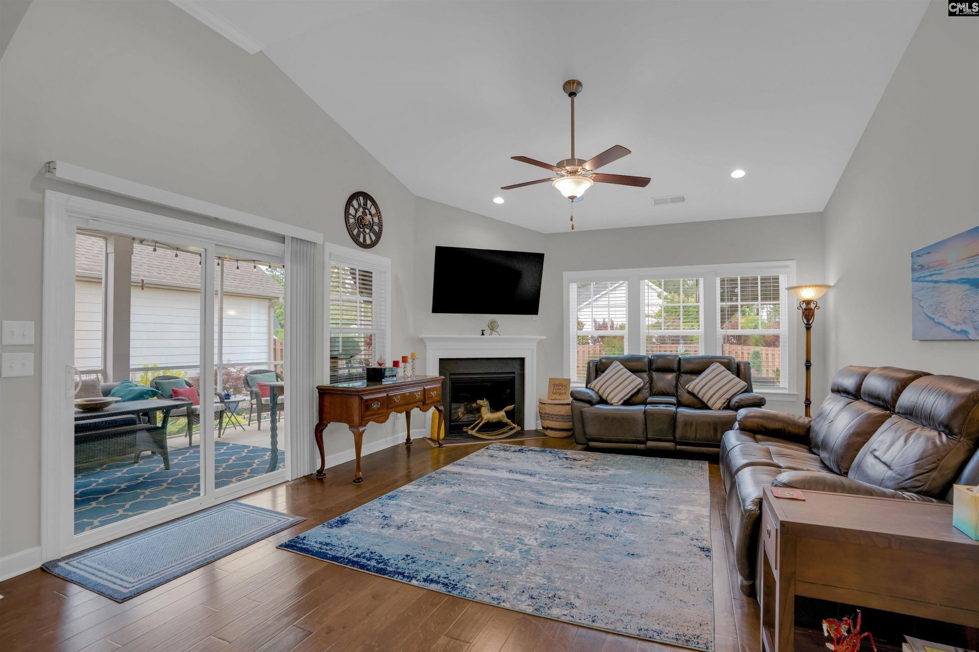 788 Xander Way Photo 9