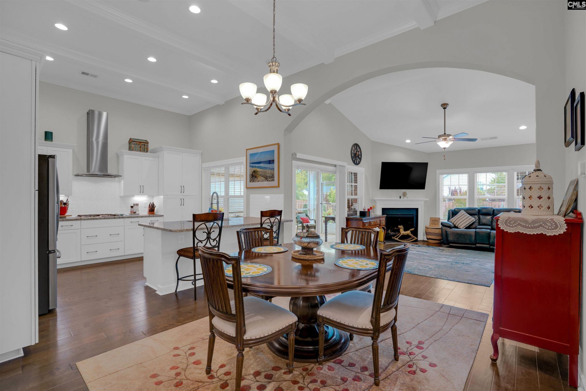 788 Xander Way Photo 5