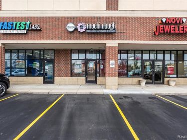 25875 Novi Road, Novi, MI 48375