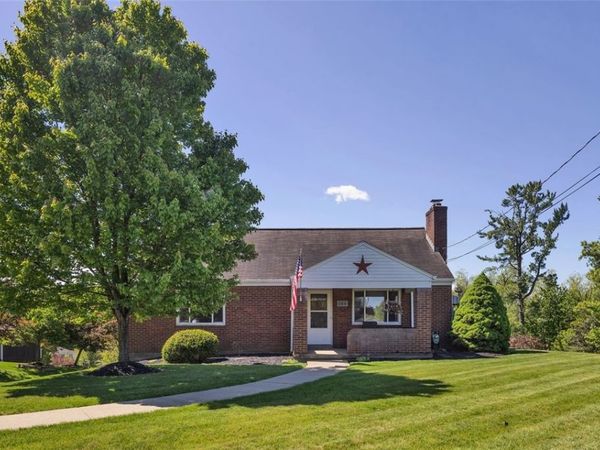 180 Bonnie View Dr, Wexford, PA 15090
