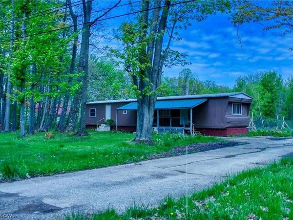 6201 Hatches Corners Road , Conneaut, OH 44030