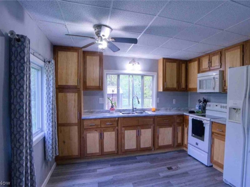 6201 Hatches Corners Road, Conneaut, OH 44030 Photo 8