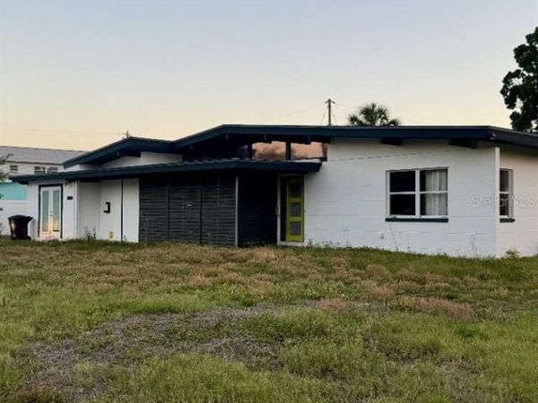4830 CHANCELLOR STREET NE, ST PETERSBURG, FL 33703
