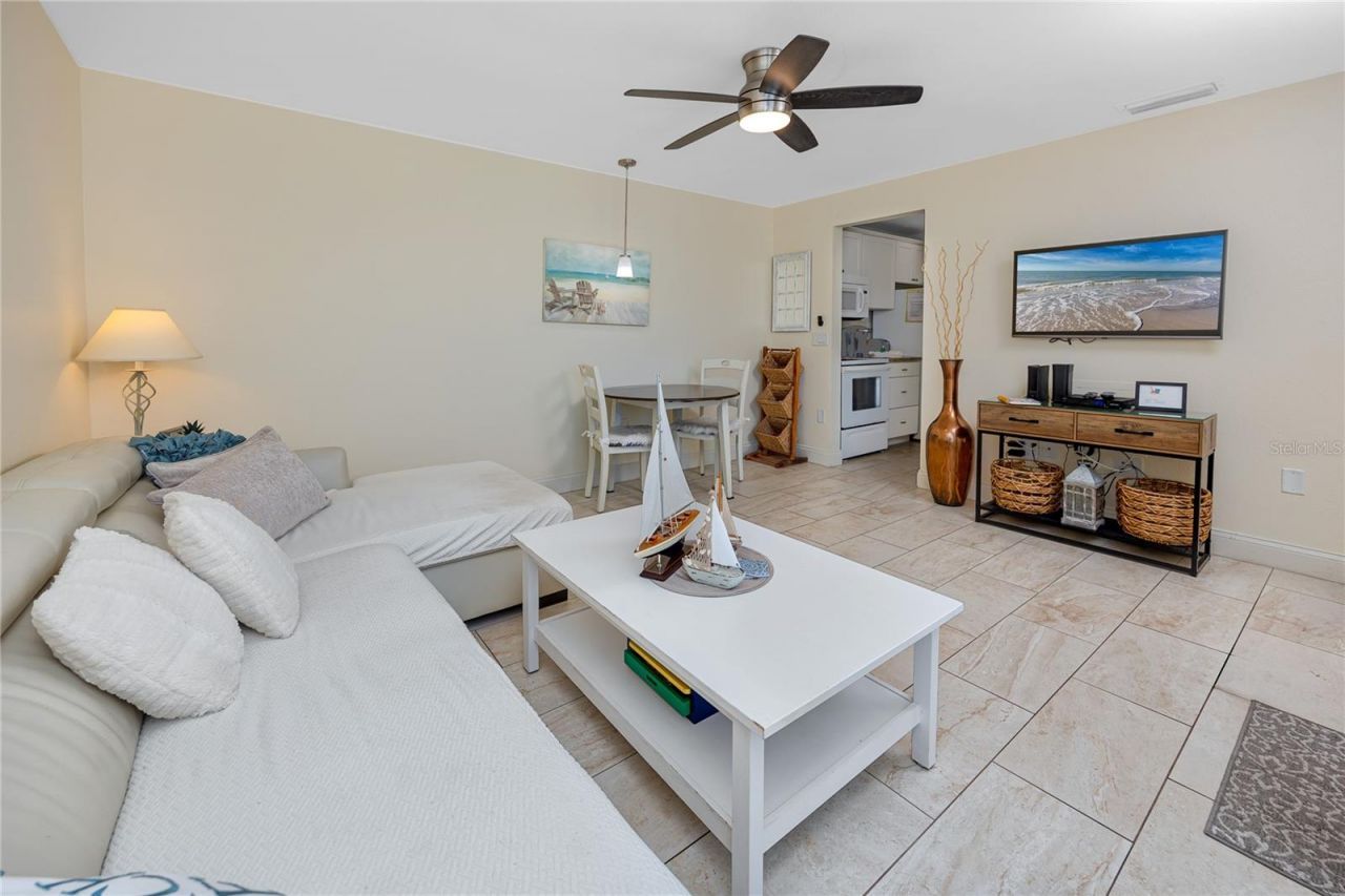 159 Medallion Boulevard , Unit F, Madeira Beach, FL 33708 Photo