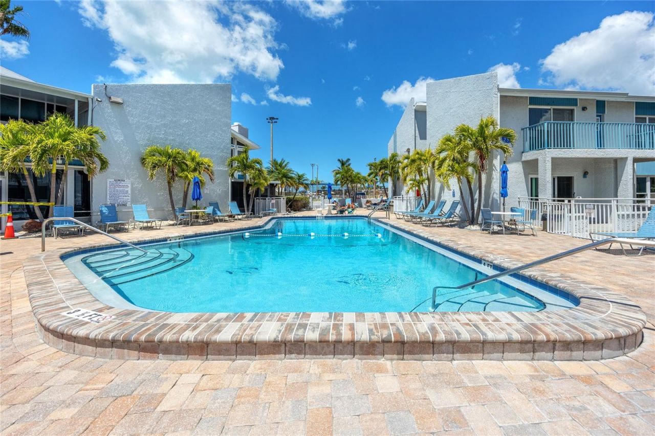 159 Medallion Boulevard , Unit F, Madeira Beach, FL 33708 Photo